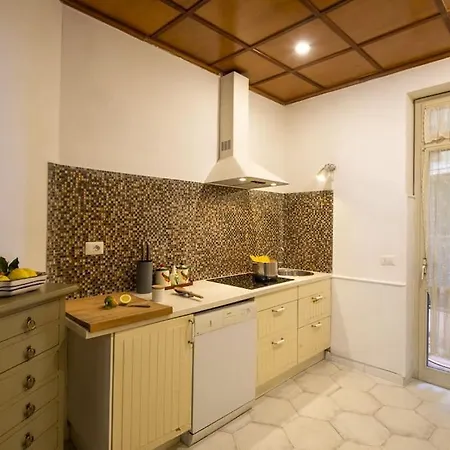 Matisse Daire Amalfi